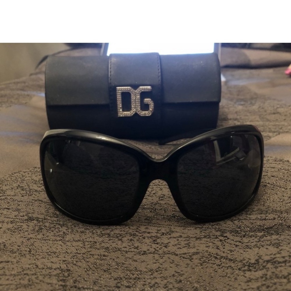 D & G sunglasses - Picture 2 of 5